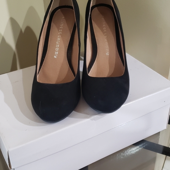 Chinese Laundry Velvet Feel Chunky Heels - Picture 3 of 8